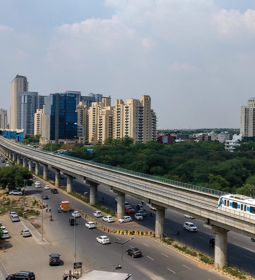 Approx. 5 Min. from Golf Course Extension Road